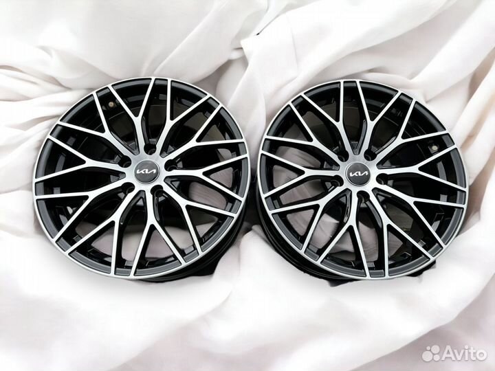 Диски WM BMF092 R17 5*114.3 на Kia Ceed