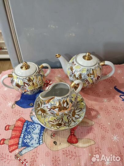 Сервиз чайный лфз Золотая ромашка СССР