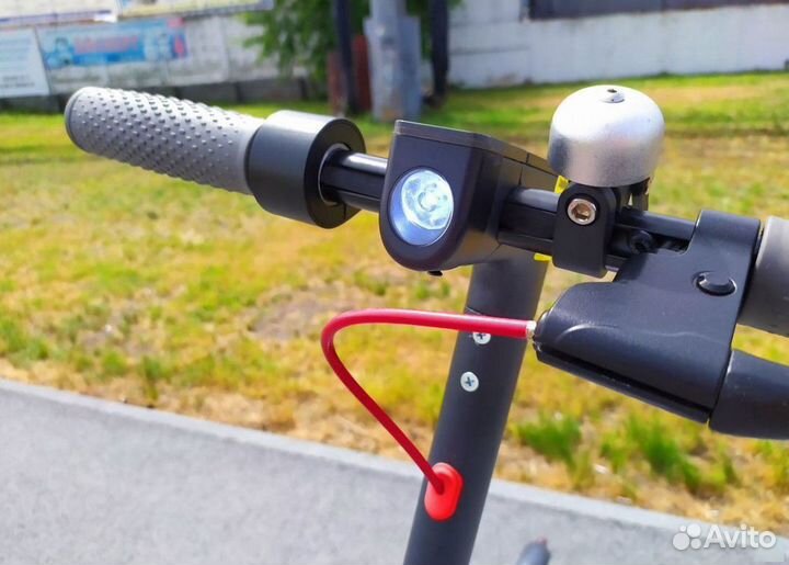 Электросамокат Xiaomi Electric Scooter Essential