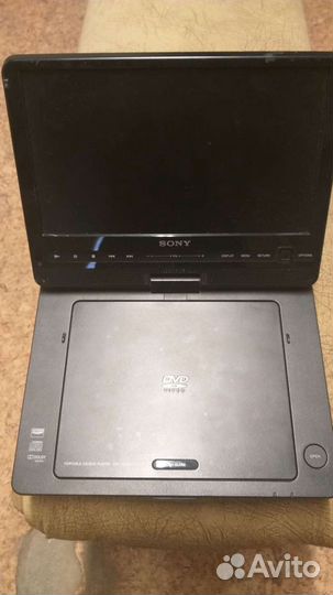 Портативный dvd плеер