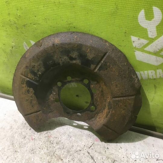 Щит опорный задний правый Мазда Мазда 3 бк