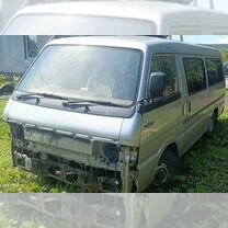 Mazda Bongo Brawny 2.5 AT, 2000, 300 000 км, с пробегом, цена 130 000 руб.