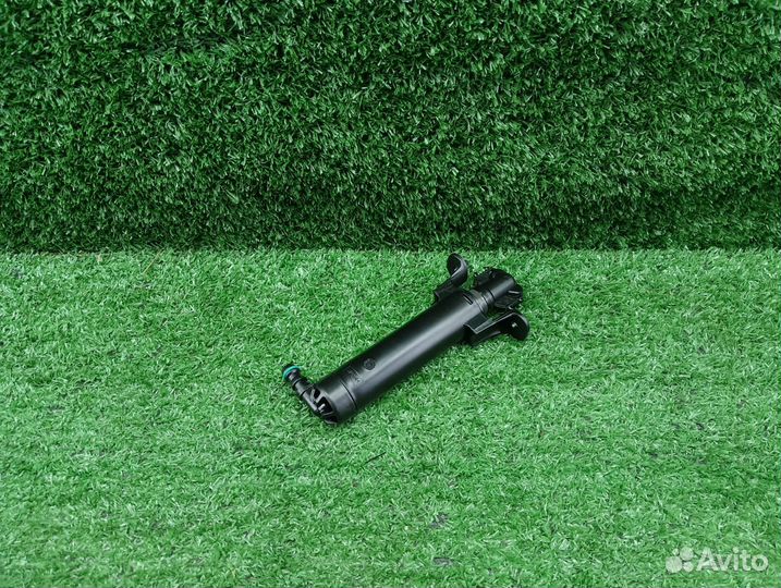 Форсунка омывателя фар передняя правая Audi A3 8V