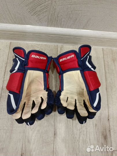 Перчатки (краги) Bauer S19 Supreme 2S Pro