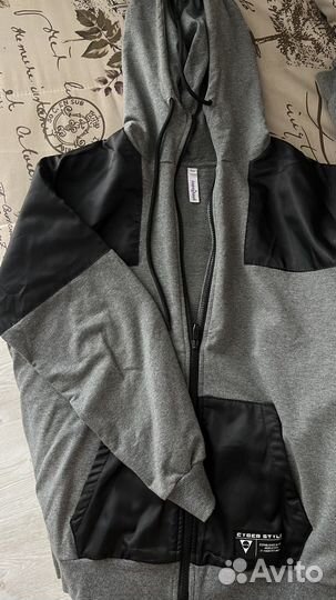 Костюм спортивный