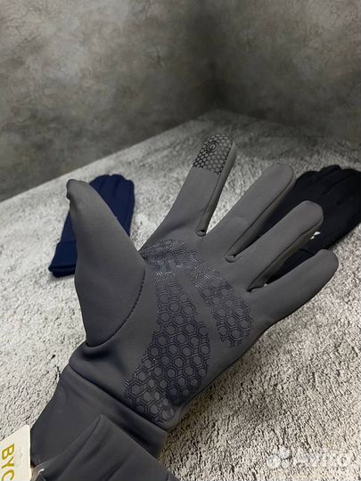 Перчатки Under Armour новые