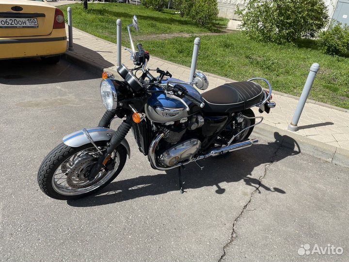 Мотоцикл Triumph Bonneville T120