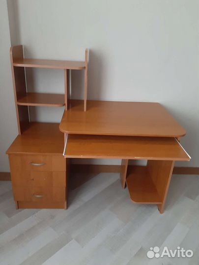 Компьютерный столик бу