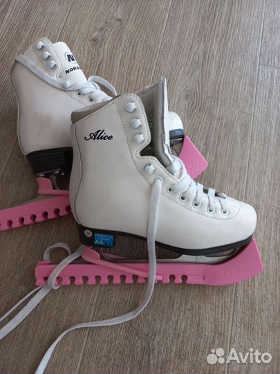 Коньки фигурные