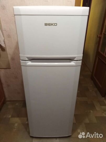 Холодильник бу Beko dsk25005 неисправный