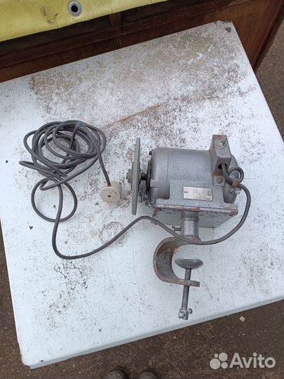 Наждак СССР. Молотки,пилы.Инструмент СССР