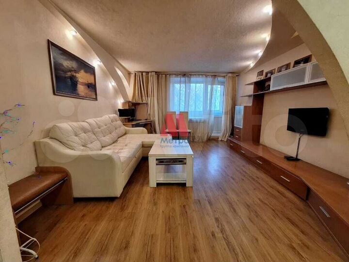 4-к. квартира, 74,2 м², 1/9 эт.