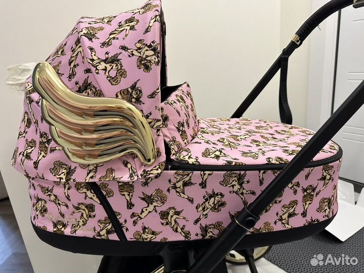 Люлька с крылышками Cybex priam 3 by jeremy scott