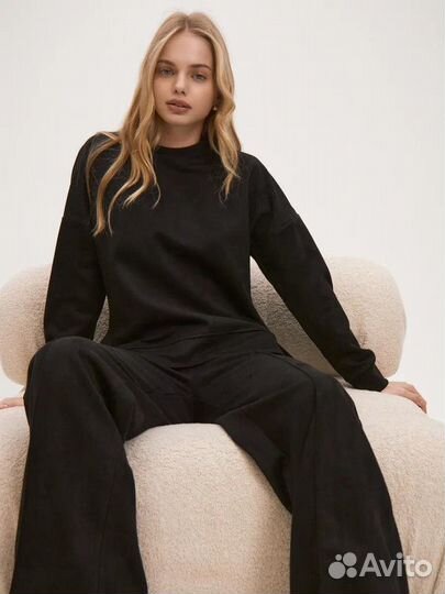 Костюм женский со свитшотом оверсайз теплый