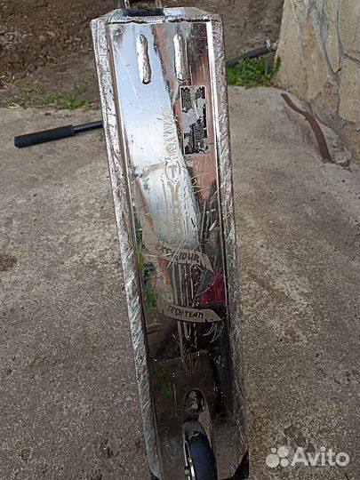 Трюковой самокат tech team excalibur