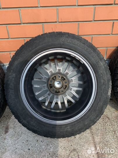 Шины yokohama 225 60 r17+диски sakura