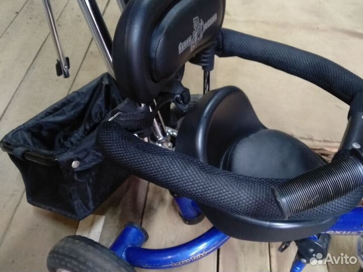 Детский трехколесный велосипед коляска