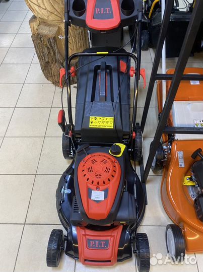 Газонокосилка бензиновая P.I.T. PLM51-C2