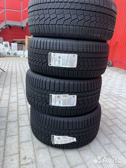 Continental ContiWinterContact TS 860S 275/40 R21 и 315/35 R21 107V
