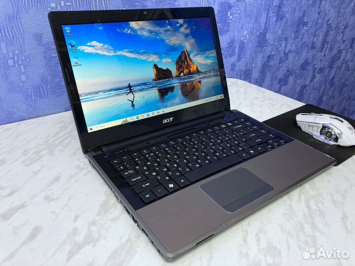 Ноутбук Acer - Intel Core i7/ 8Gb/ SSD 240Gb