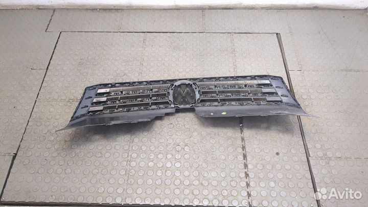Решетка радиатора Volkswagen Passat 7 Европа, 2011