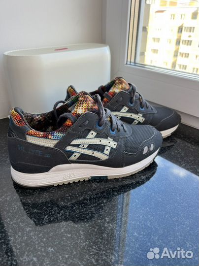 Кроссовки asics gel lyte 37