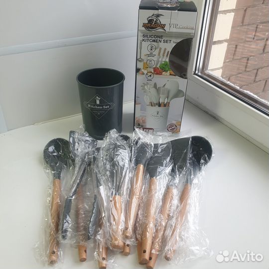 Набор кухонных принадлежностей