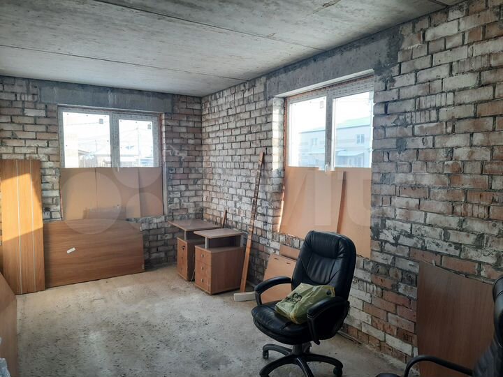 Таунхаус 100 м² на участке 2,7 сот.