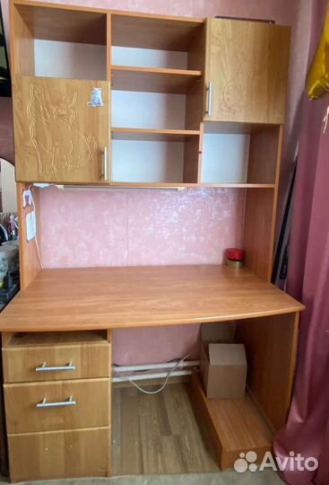 Компьютерный стол