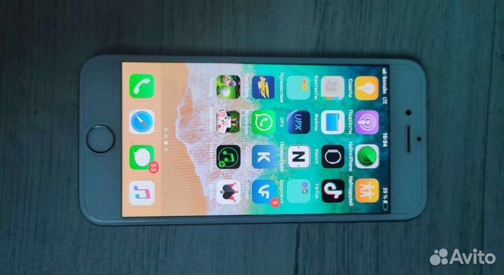 Телефон iPhone 6