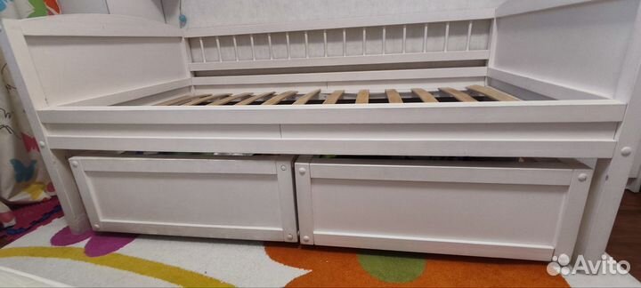 Кровать детская из массива сосны