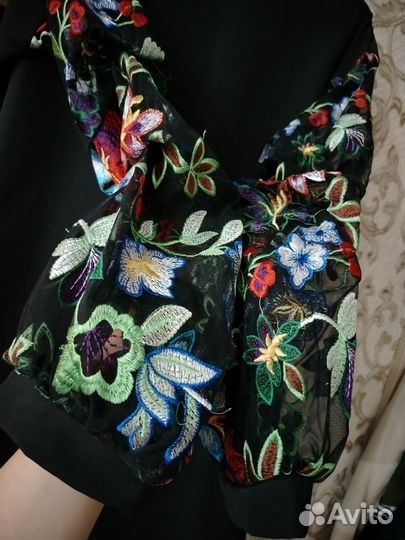 Платье женское