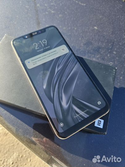 Xiaomi Mi 8, 6/128 ГБ
