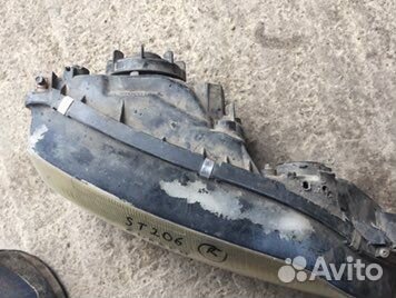 Фара правая Toyota curren st 206