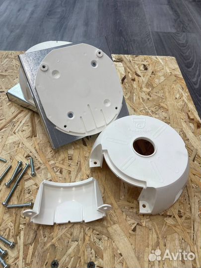 Комплект для крепления камеры на круглую опору