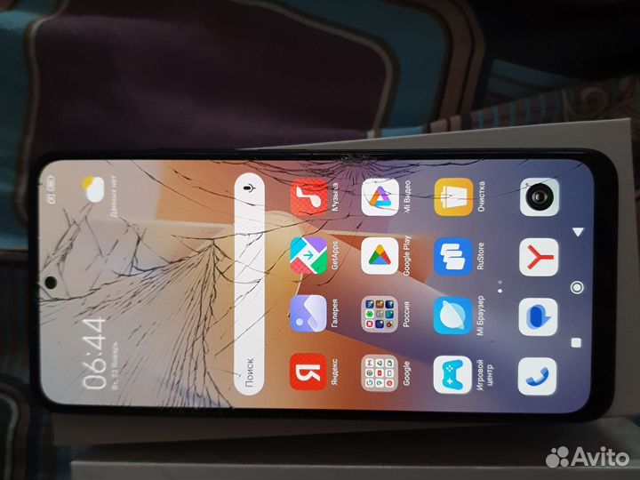 Xiaomi Redmi 12, 4/128 ГБ