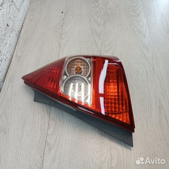 Фонарь правый Honda Jazz GD 2006