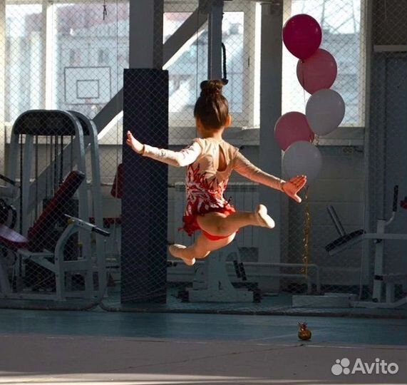 Купальник для художественной гимнастики