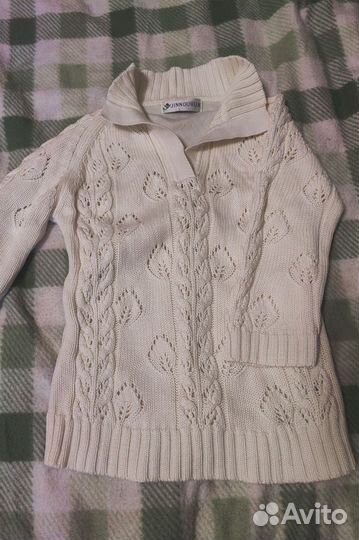 Женский свитер S, рукав 3/4