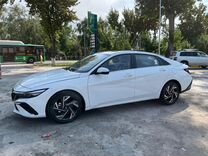 Hyundai Elantra 1.5 CVT, 2024, 25 км, с пробегом, цена 2 200 000 руб.