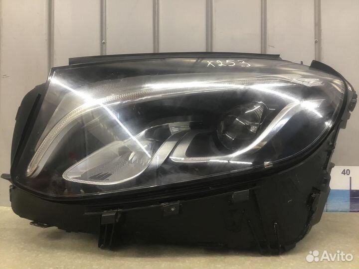 Фара левая Mercedes Benz GLC-Class X253 2015