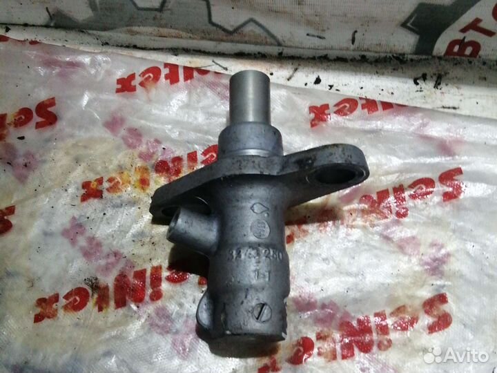 Главный тормозной цилиндр Chevrolet Cruze 1.6 AT