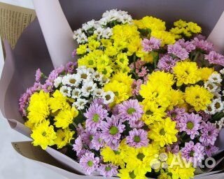 Букет из 15 кустовых хризантем Сантини микс