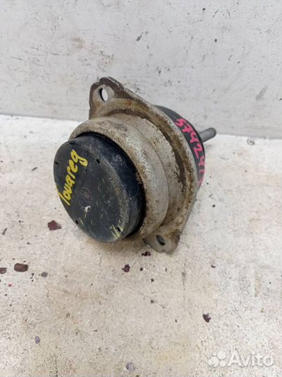 Опора двигателя