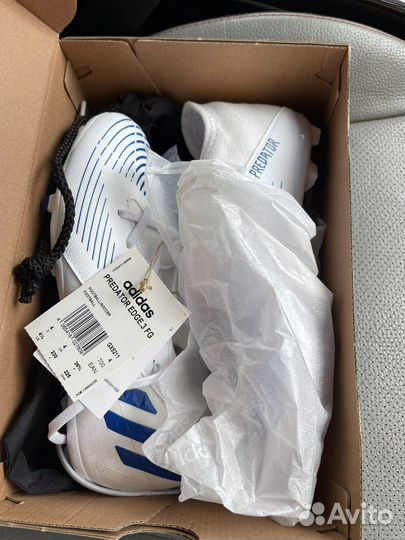 Футбольные шиповки