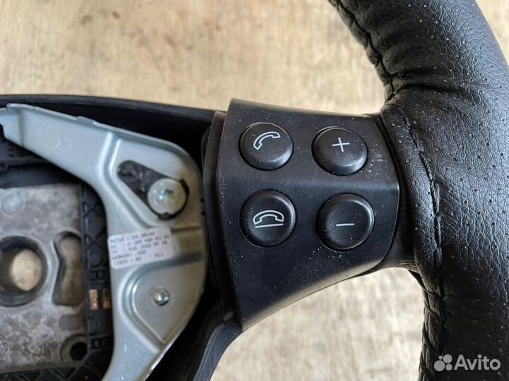 Мерседес A class w169 руль с кнопками