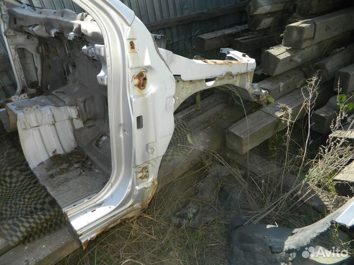 Панель передняя Kia Sorento 2002-2011
