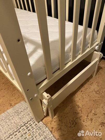 Детская кроватка Гандылян