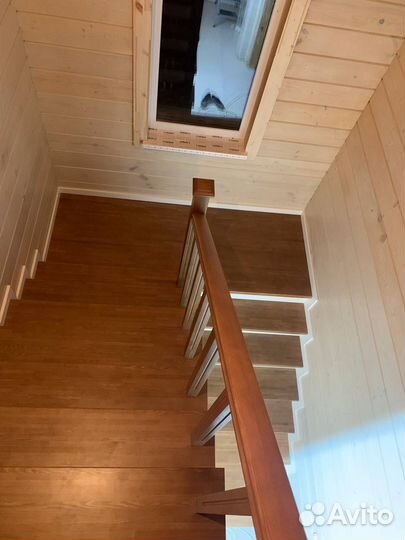 Лестница с реечным ограждением