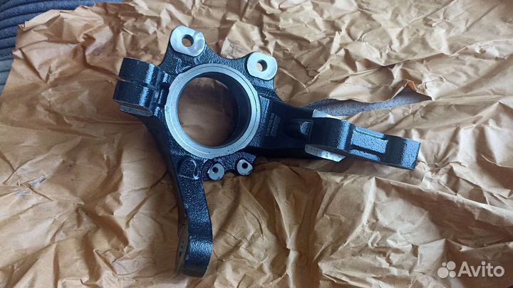 Поворотный кулак на опель вектра Б